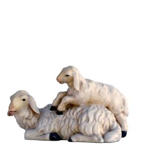 Pecora distesa con agnello
